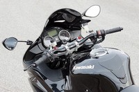 Superbike-fuer-Kawasaki-ZZR1400-schwarzb